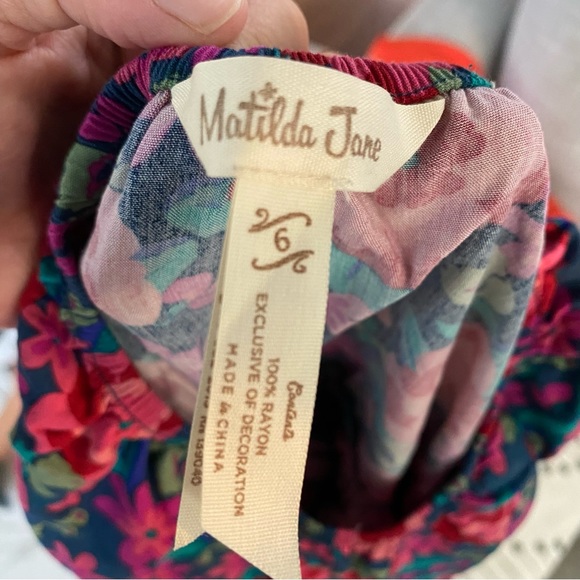 Matilda Jane moments with you poinsettia top size 6 - Picture 3 of 5